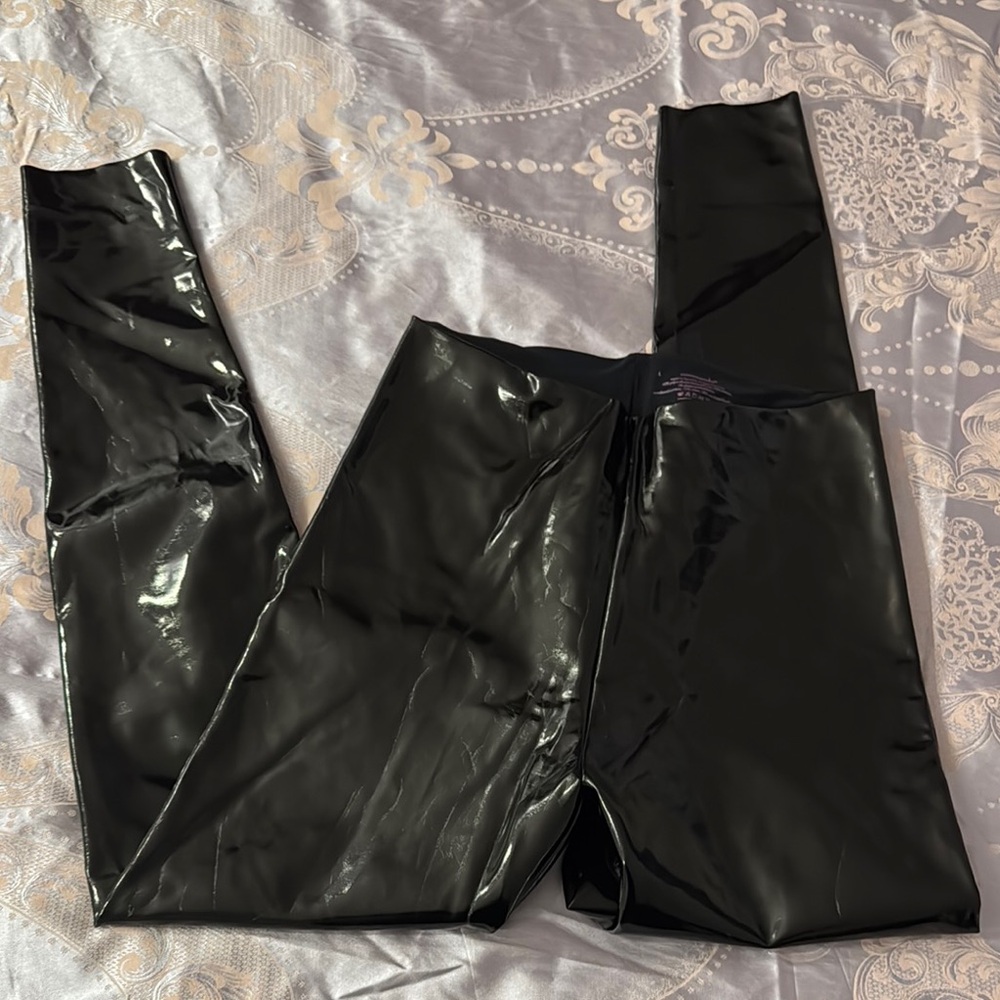 Shiny Black Vinyl Leggings